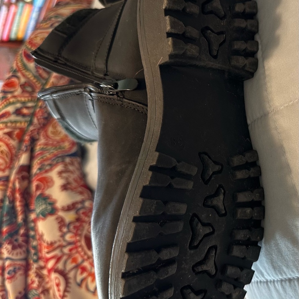Apres by Lamo black moto boots - Picture 6 of 13